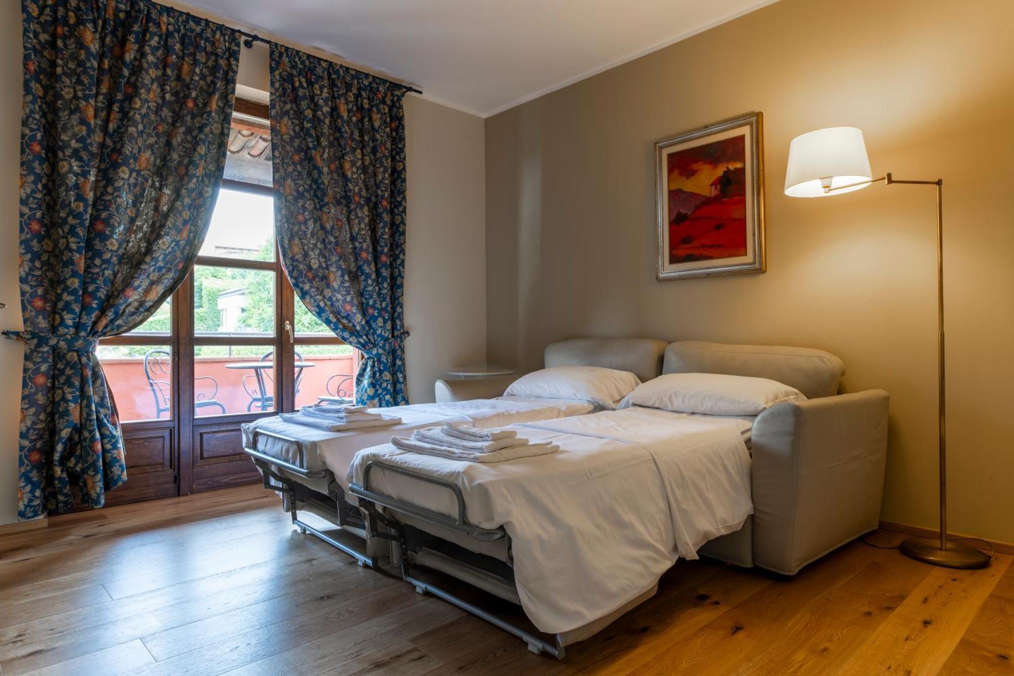 Ai Tardi Hotel