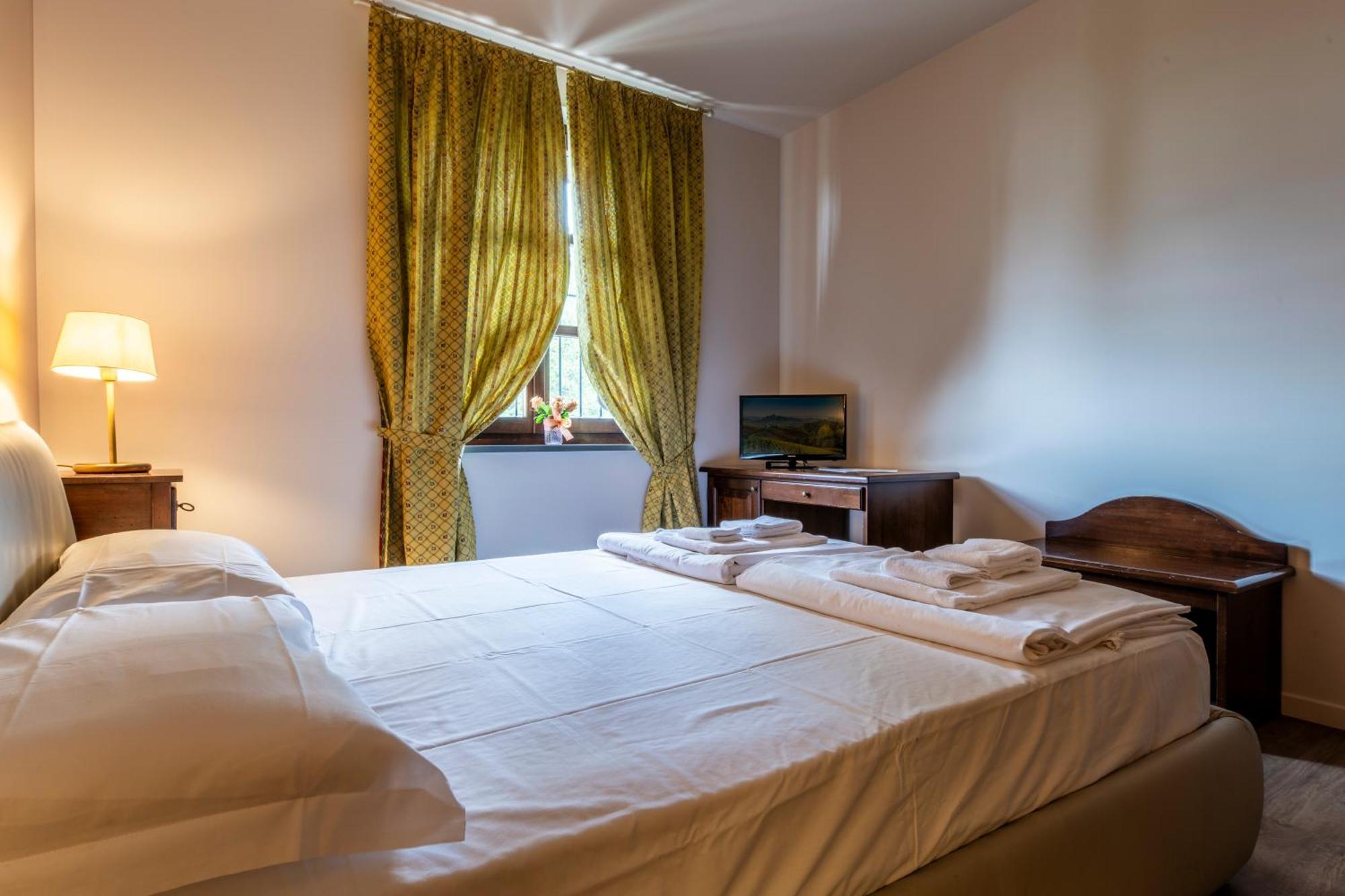 Ai Tardi Hotel